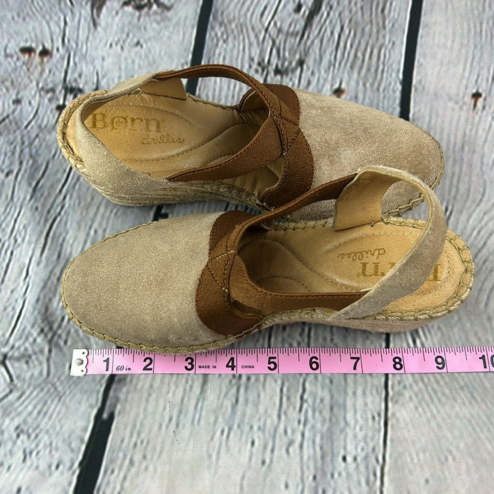 BORN DRILLES MEADE Tan Suede Leather Closed Toe Sling Back Espadrille Wedges - Picture 7 of 17